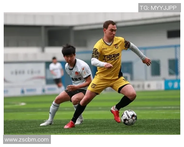 劳顿联与坦帕湾暴徒激战正酣谁能在这场对决中笑到最后