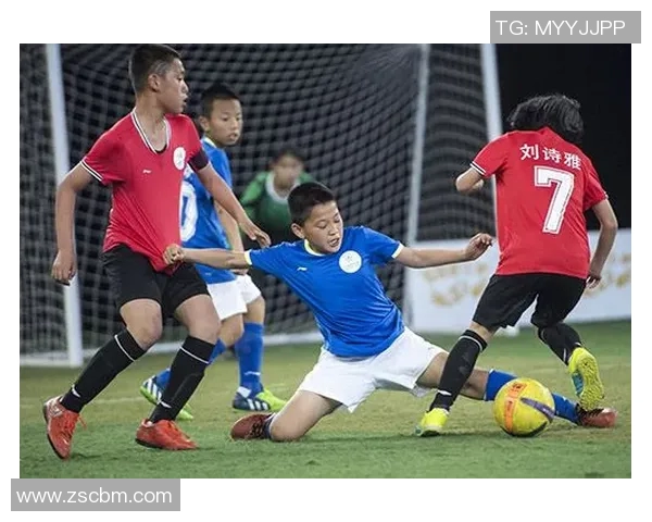 国民队与拉怒斯激战正酣谁能在这场较量中笑到最后