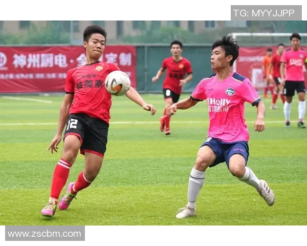 恒大球迷与香港球迷的激情对决与情感交融探讨