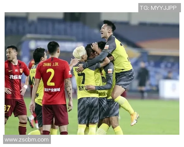 广州恒大淘宝迎战辽宁队全力争胜力争中超联赛冠军荣耀