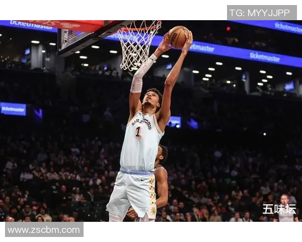 文班亚马新秀赛季表现惊艳场均数据全面领先同届球员