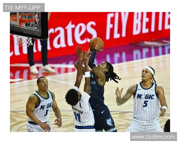 2017年NBA季后赛灰熊与火箭激战回顾：一场精彩的对决与战术较量