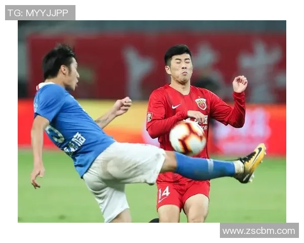 南建业迎战上海上港争夺中超联赛关键三分的精彩对决